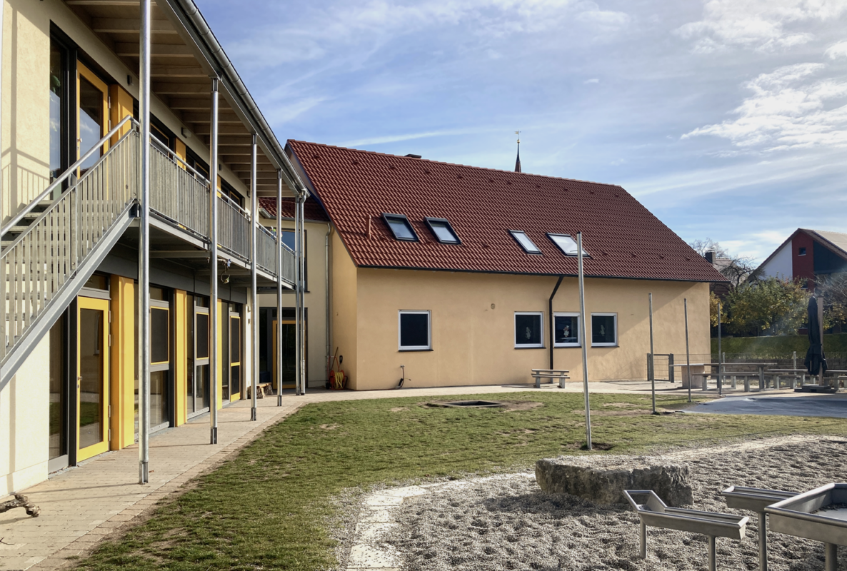 Kuhn Architekten Erweiterung Kinderhaus Obere Gasse | Satteldorf - Kuhn Architekten